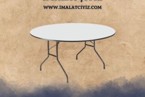 Organizasyon Masa Stand Masa - Hafif metal veya ahşap çerçeve, katlanabilir veya taşınabilir tabla, sabit veya ayarlanabilir yük taşıma kapasitesi ile etkinlik ve stand kullanımı için uygun.