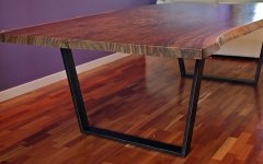 Ahşap Katlanır Sandalye ve Kütük Masa - Alan tasarrufu sağlayan katlanır sandalye ve kütük masa seti. Bahçe, balkon veya küçük evler için ideal.