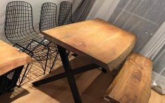 Masif Yemek Masası - Masif ahşap yemek masası, uzun ömürlü ve doğal görünüm sunar.