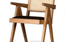 Privas Ahşap Sandalye - Kayın ahşap tasarım oturak, kafe ve restoranlarda konforlu ve sofistike bir deneyim sunar.