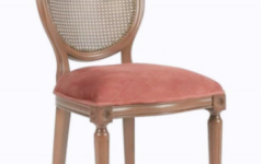 Madalyon Ahşap Sandalye - Doğal malzemeden üretilmiş el yapımı sandalye, kafelerde rahat ve estetik oturma sağlar.