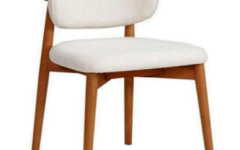 Polo Ahşap Sandalye - Masif ağaç gövdeli sandalye, restoranlarda uzun ömürlü kullanım ve şık bir dokunuş sağlar.