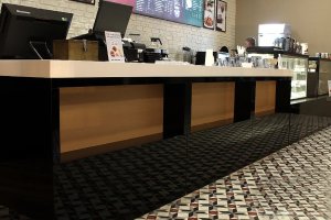 Lüks Bar Tezgahı - Premium malzemelerle üretilmiş lüks bar tezgahları, modern lounge ve kafe mekanlarına prestij katar.