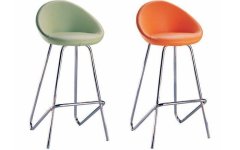 Oval Bar Taburesi - Yuvarlak hatlarıyla estetik ve rahat bir oturum deneyimi sunar.
 