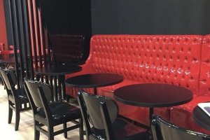 Berlin Modern Cafe Tasarımı - Berlin’de modern çizgilerle dizayn edilmiş ve tercih edilen cafe projesi.