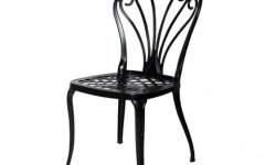 Döküm Kolsuz Sandalye - Alüminyum sandalye, hafif yapısı ve dayanıklılığıyla dış mekanlarda tercih edilir.