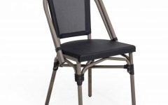 Metal Ayaklı Rattan Sandalye - Metal ayaklı rattan sandalye, dış mekanlarda uzun ömürlü kullanım için idealdir.