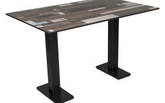 Desenli Compact Masa - Desenli laminat masa, mekanlarda modern ve dekoratif bir şıklık sunar.