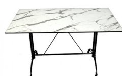 Mermer Görünümlü Beyaz Compact Masa - Mermer görünümlü beyaz masa, dayanıklı laminat yüzeyi ile mekanlara modern şıklık katar.