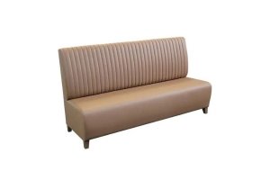 Loca Koltuk İmalatı - Kapitone veya düz tasarım, masif/metal iskelet, lounge ve cafe alanlarında konfor ve estetik sunar.
 