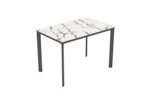 Profil Ayaklı Masalar - Dayanıklı metal veya ahşap profiller, sabit ve stabil yapı ile cafe ve restoranlarda güvenilir kullanım sağlar.
 