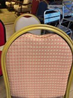 Hilton Sandalye Modeli - Modern ve klasik Hilton sandalye modelleri; metal/ahşap kombin, kırmızı veya krem renk.
 