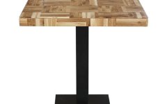 Ahşap Dekor Masa - Özel ahşap işçilik ile üretilmiş dekoratif masa, restoran ve ev mekanlarında karakterli bir atmosfer yaratır.