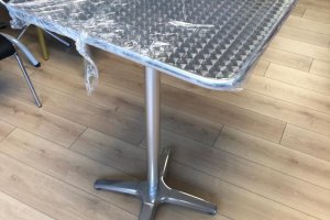 70×70 Paslanmaz Masa - 70×70 cm ölçüsünde, 304 paslanmaz masa; kafe-restoran için uzun ömürlü ve temizliği kolay çözümdür.