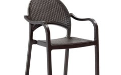 Ege Plastik Sandalye - Renkli ve sağlam Ege plastik sandalye, bahçe ve teras kullanımına uygundur.