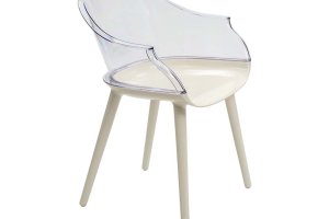 Gossip Şeffaf Sandalye - Şeffaf gövdesiyle hafif, taşınabilir ve modern bir oturum deneyimi sunar.
 