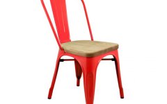 Tolix Ahşaplı Sandalye - Dış mekanda kullanıma uygun dayanıklı yapısıyla bahçe ve balkonlarda rahatlıkla tercih edilir.