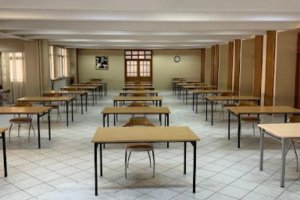 MDFLam Yemekhane Masası - MDFLam tabla, elektrostatik toz boyalı metal iskelet, 2-8 kişilik, kurumsal ve endüstriyel alanlar için uygun.
 